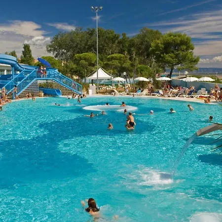 Sunny Home, In Centro E Vicino Daire Grado