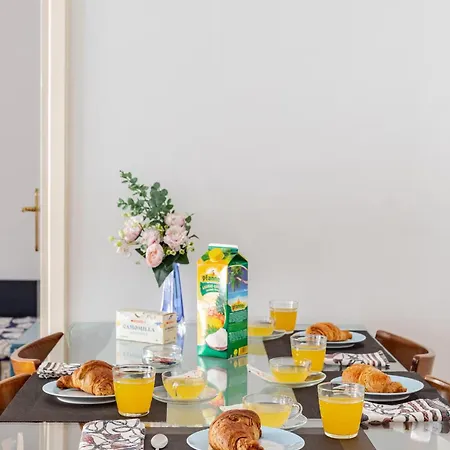 Daire Sunny Home, In Centro E Vicino