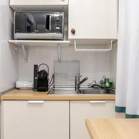 Daire Sunny Home, In Centro E Vicino