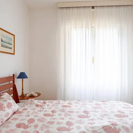 Sunny Home, In Centro E Vicino Apartment Grado